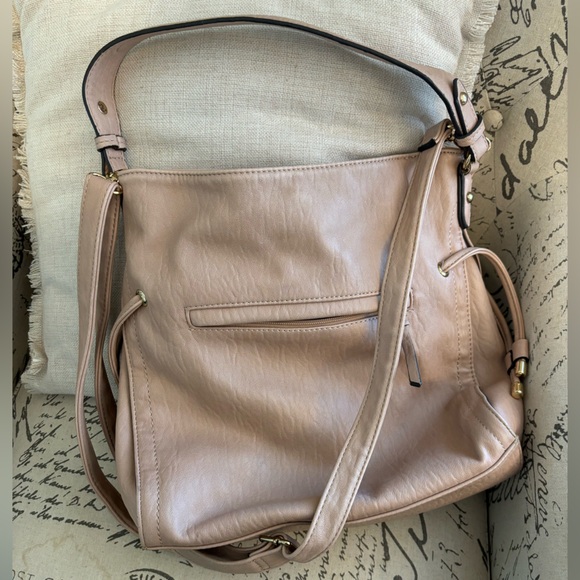 Jessica Simpson purse, light pink, black and white design inside, gold zipper - Picture 6 of 7